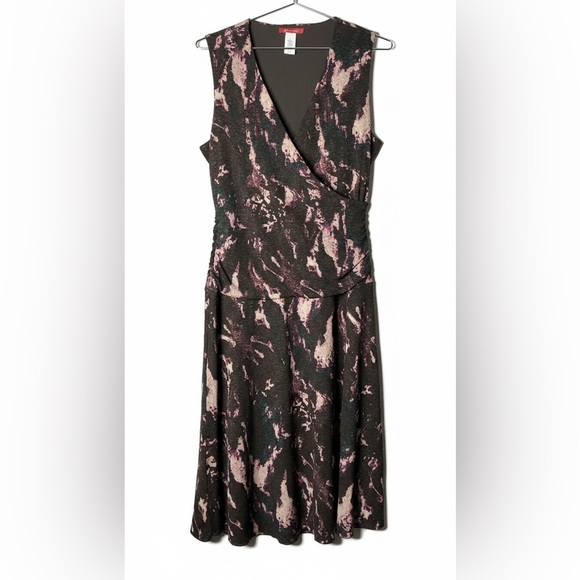 Dresses & Skirts - Anne Klein Abstract Print Sleeveless Midi Dress - Size M